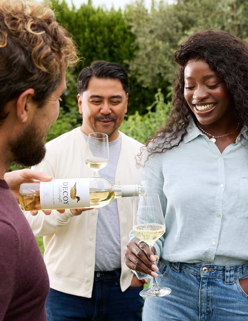 Pouring Decoy Featherweight Sauvignon Blanc